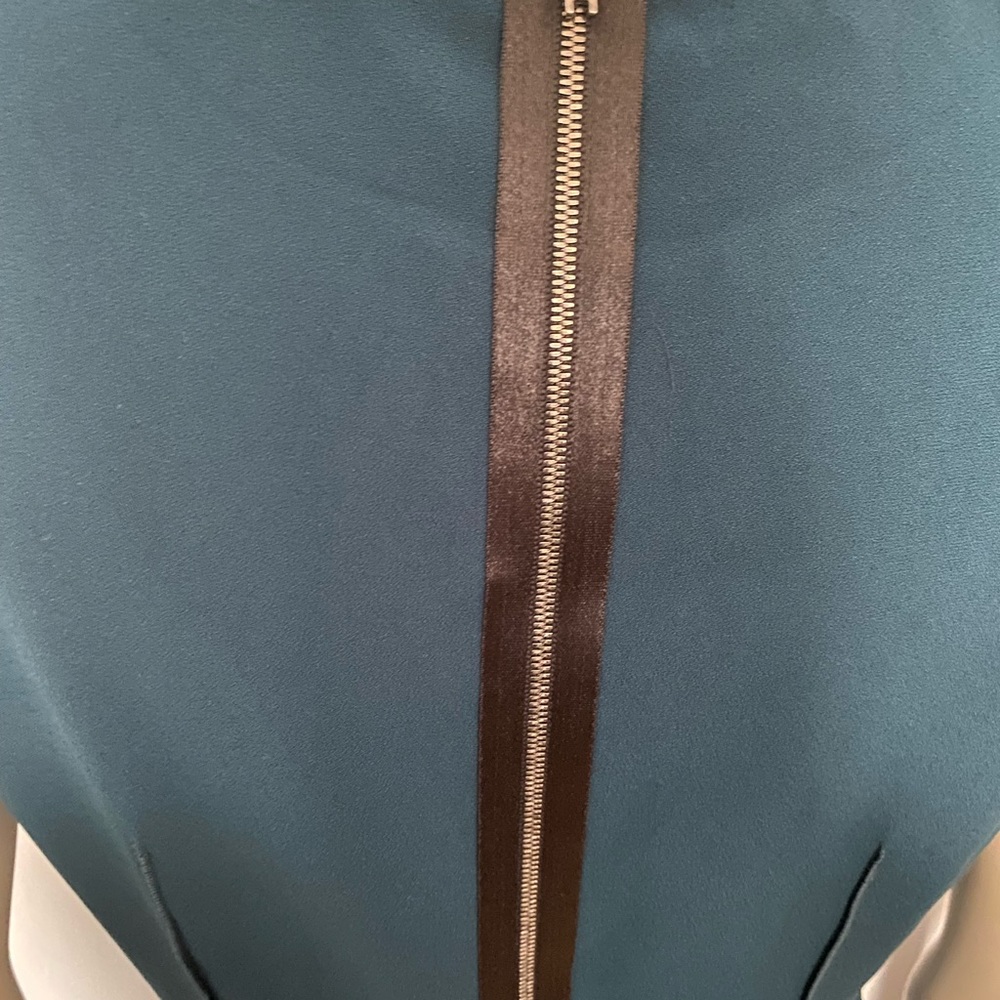 Dress - Picture 2 of 12